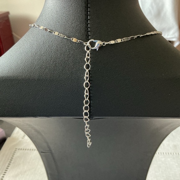 Silver Tone Cat’s Eye Necklace - Picture 3 of 3